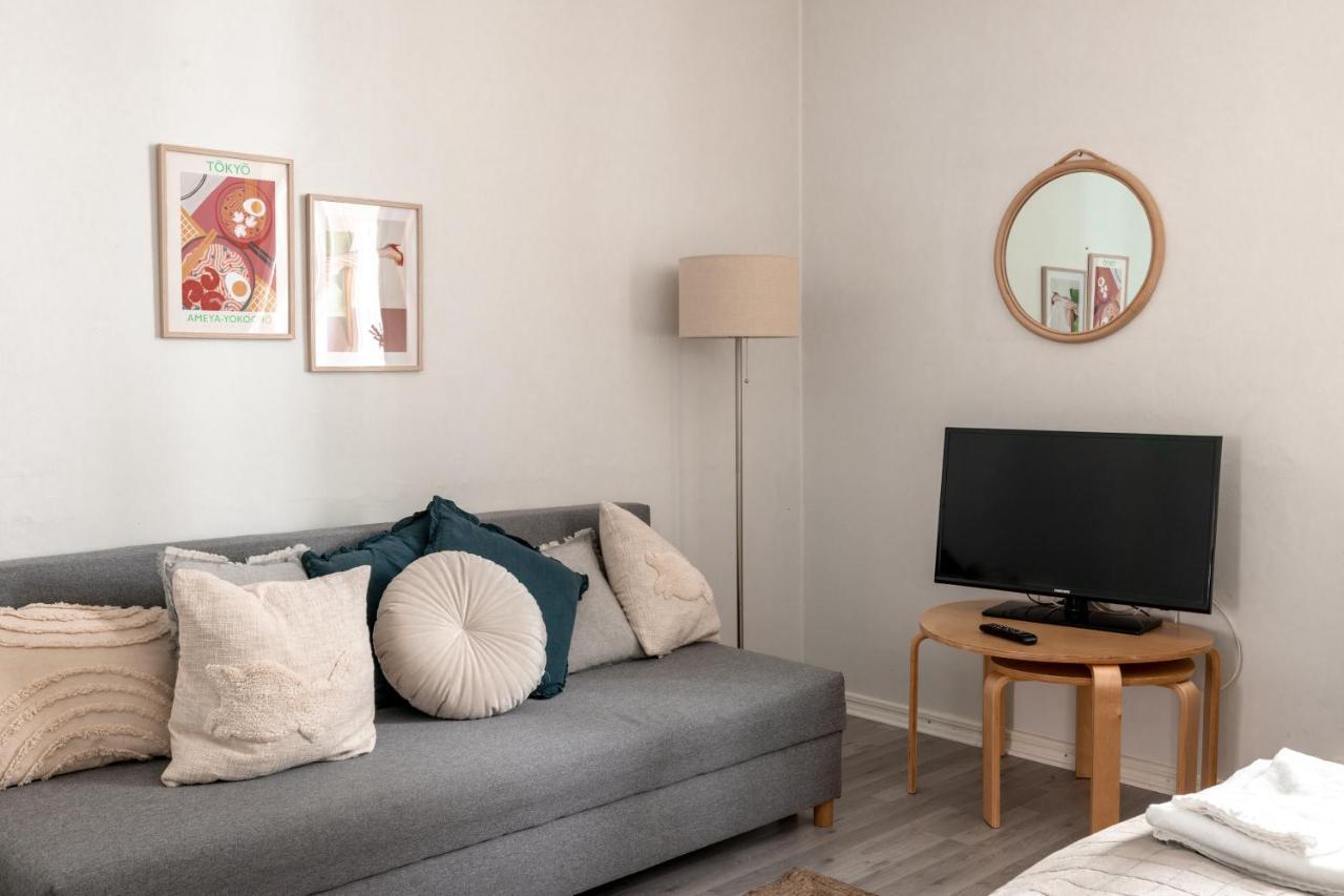 2Ndhomes Cozy Studio By The Esplanade Park Helsinki Dış mekan fotoğraf